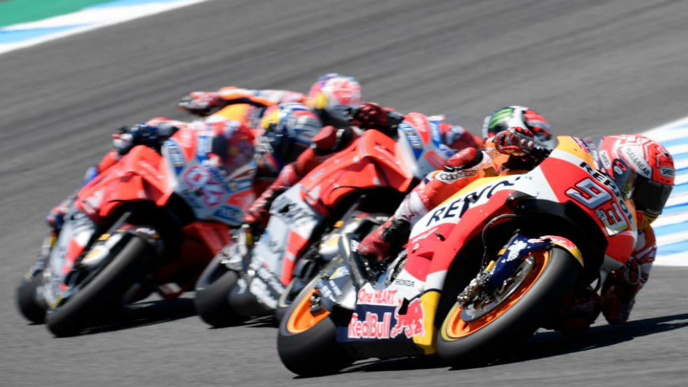 Un gran regalo para moteros. Las carreras de motos